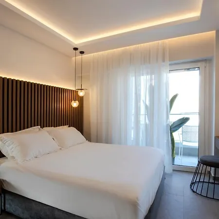 Unique Lee Pham Apartman *